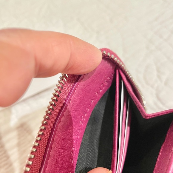 Authentic Balenciaga Lambskin long zippy wallet - Picture 11 of 16